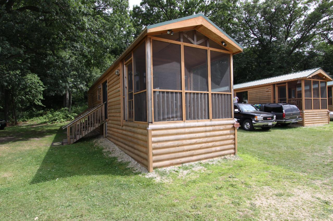Blackhawk Rv Campground Cabin 1 Milton Exterior photo