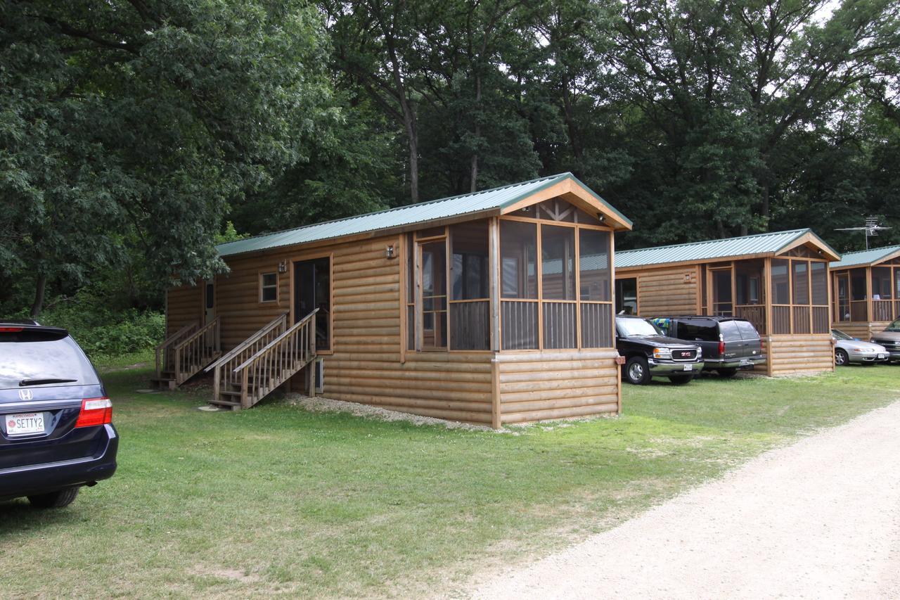 Blackhawk Rv Campground Cabin 1 Milton Exterior photo